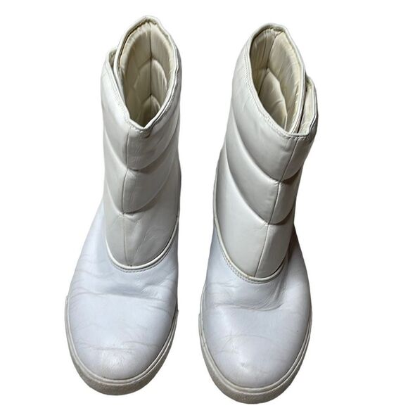 Lacoste Puffy White Snow Booties. Size 10. - Picture 2 of 11